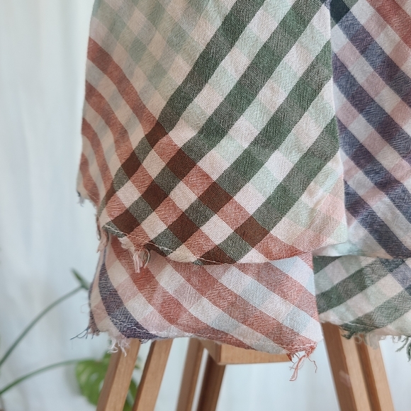 American Eagle gingham / plaid / picnic cami - Picture 4 of 7